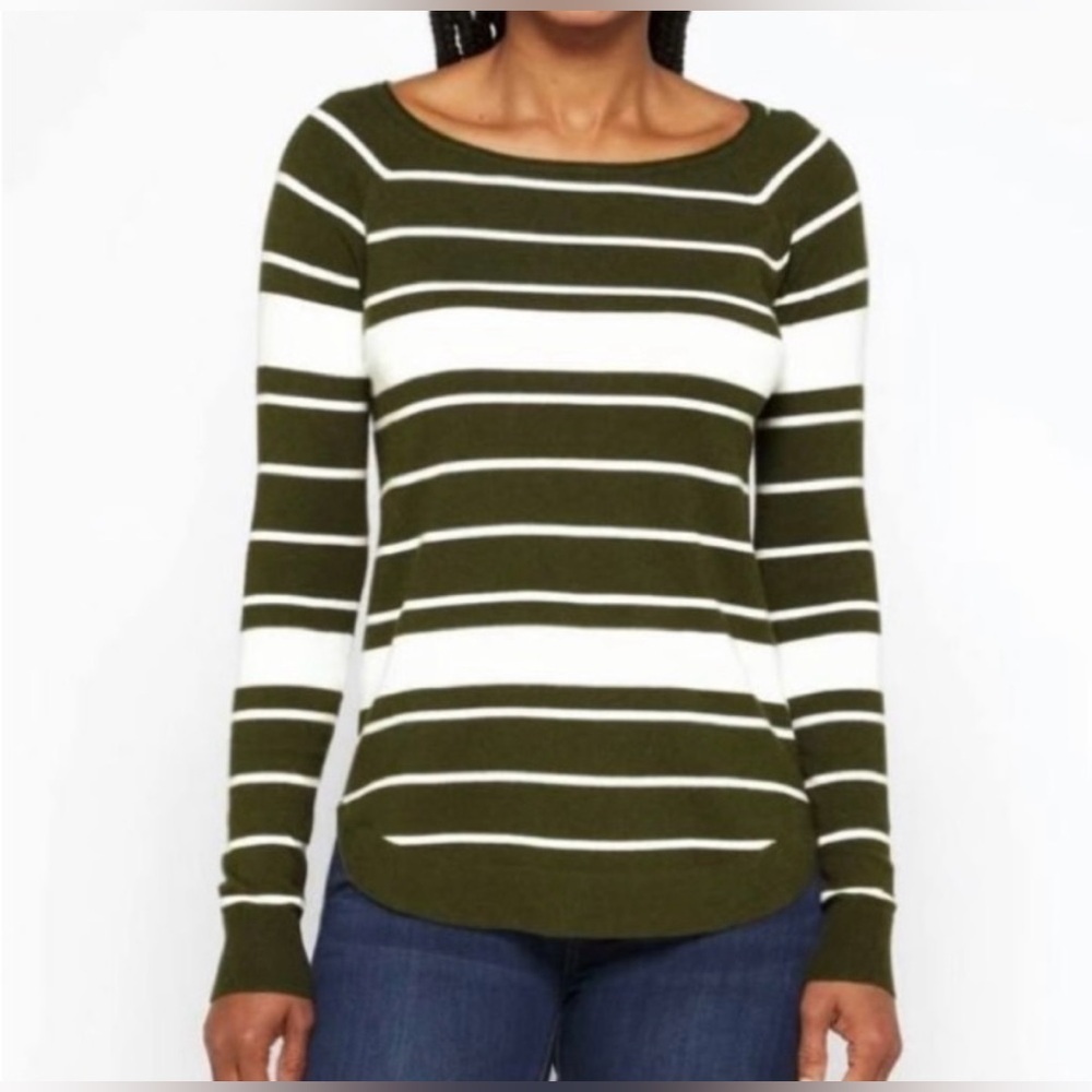 Dark olive green and white striped rounded hem sweater size xxl pink clover